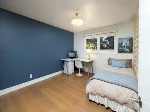 3242  Falkland  , Huntington Beach, CA