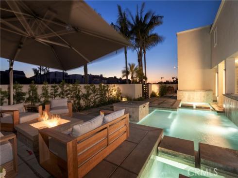 3242  Falkland  , Huntington Beach, CA