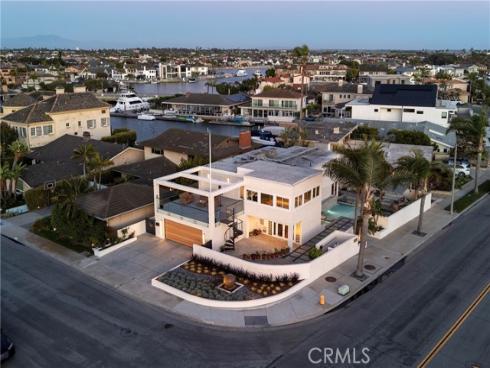 3242  Falkland  , Huntington Beach, CA