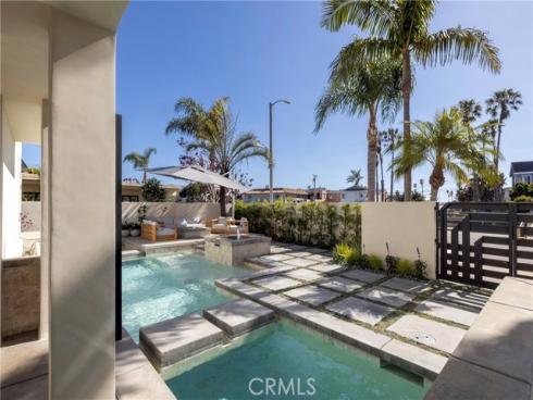 3242  Falkland  , Huntington Beach, CA