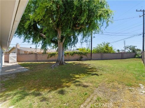 8662  Royer   Circle, Huntington Beach, CA