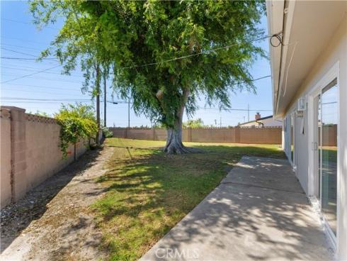 8662  Royer   Circle, Huntington Beach, CA