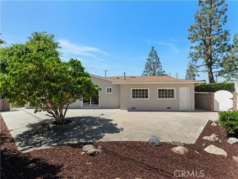 8662  Royer   Circle, Huntington Beach, CA