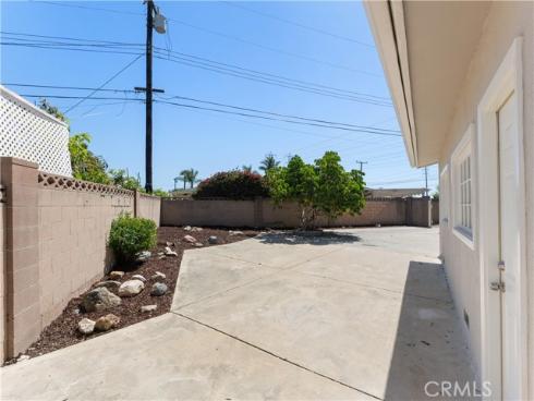 8662  Royer   Circle, Huntington Beach, CA