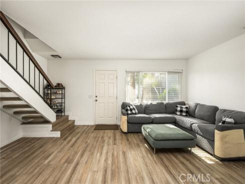 19752  Bromley  9  Lane, Huntington Beach, CA