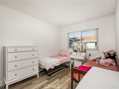 19752  Bromley  9  Lane, Huntington Beach, CA