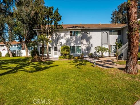 19752  Bromley  9  Lane, Huntington Beach, CA
