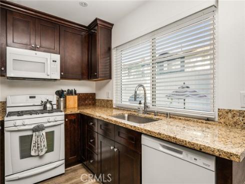 19752  Bromley  9  Lane, Huntington Beach, CA
