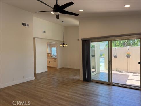8645 Butte 601E Circle, Huntington Beach, CA