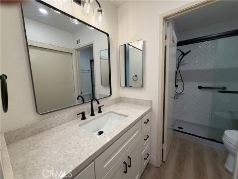 8645 Butte 601E Circle, Huntington Beach, CA