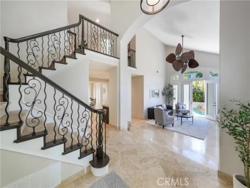 19076 Stonehurst , Huntington Beach, CA