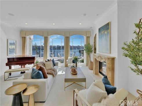 3352  Bounty  , Huntington Beach, CA