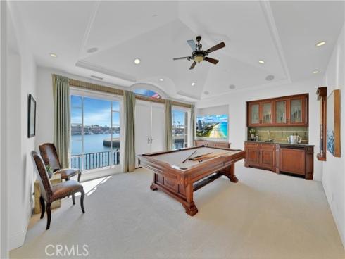 3352  Bounty  , Huntington Beach, CA