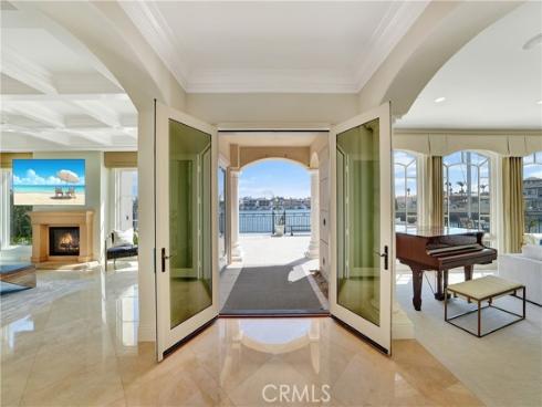 3352  Bounty  , Huntington Beach, CA