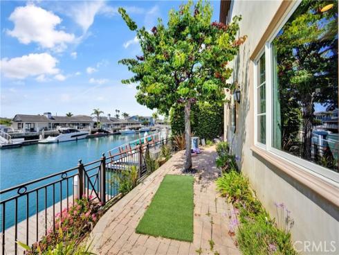 3352  Bounty  , Huntington Beach, CA