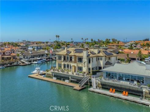 3352  Bounty  , Huntington Beach, CA