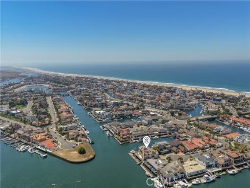 3352  Bounty  , Huntington Beach, CA