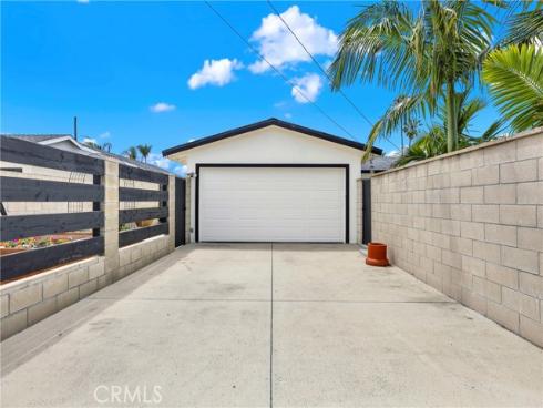 8401 Indianapolis , Huntington Beach, CA