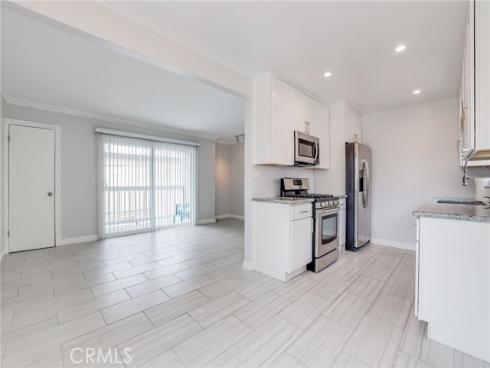 205 13th D Street, Huntington Beach, CA