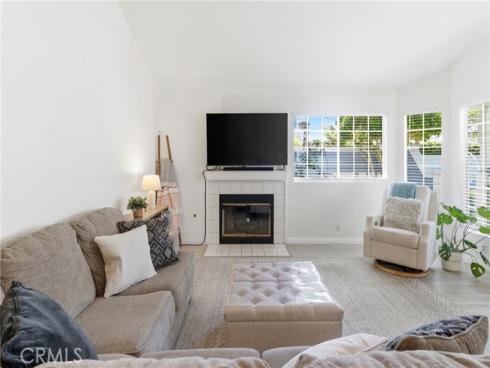 19116 Queensport E Lane, Huntington Beach, CA