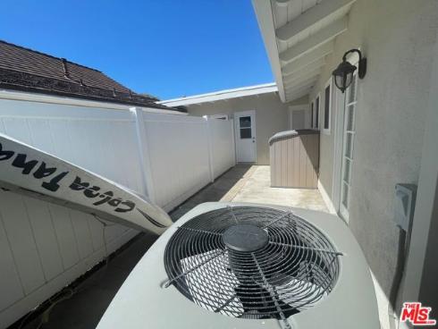 16962  Agate   Circle, Huntington Beach, CA