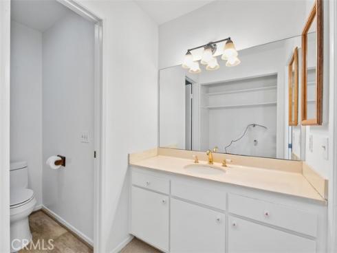 3516  Windspun  , Huntington Beach, CA