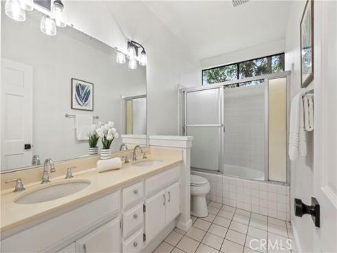 17202 Corbina 102 , Huntington Beach, CA