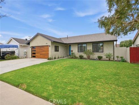 21551 Kanakoa Lane, Huntington Beach, CA