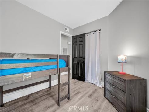 4682 Warner C304 Avenue, Huntington Beach, CA