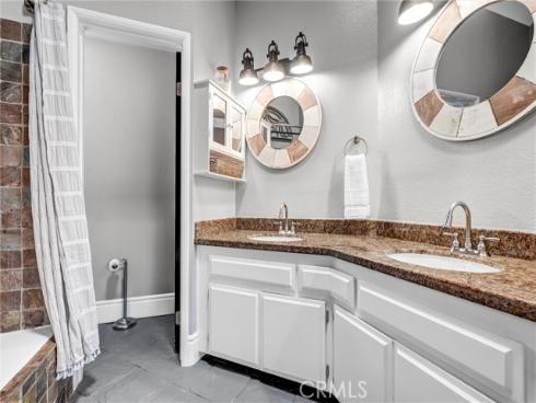 4682 Warner C304 Avenue, Huntington Beach, CA