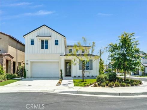 9602 Daybreak Drive, Huntington Beach, CA