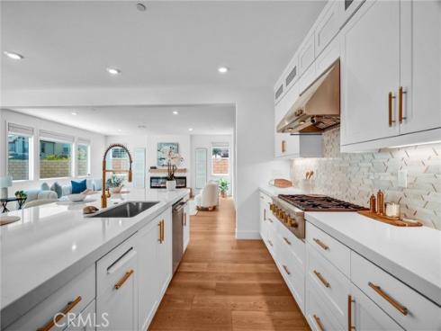 9602 Daybreak Drive, Huntington Beach, CA