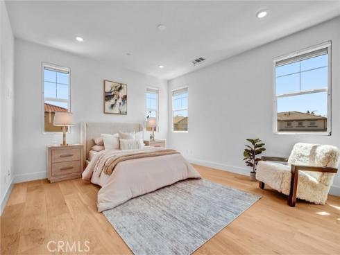 9602 Daybreak Drive, Huntington Beach, CA