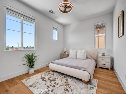 9602 Daybreak Drive, Huntington Beach, CA