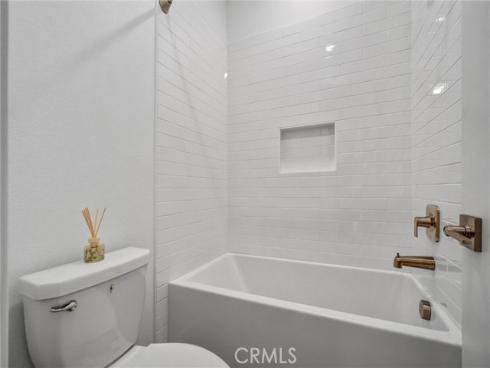 9602 Daybreak Drive, Huntington Beach, CA