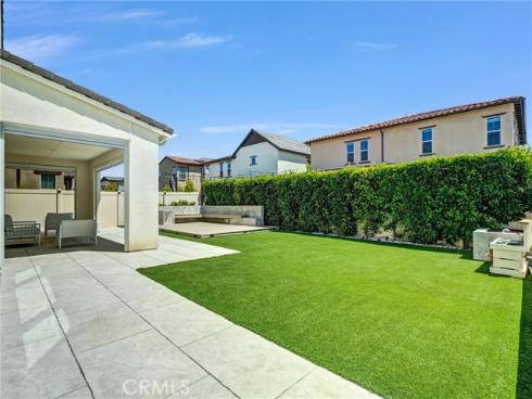 9602 Daybreak Drive, Huntington Beach, CA