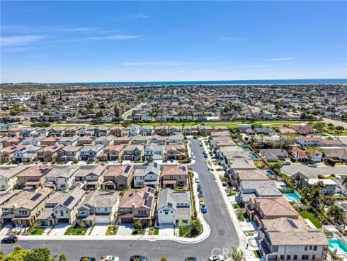 9602 Daybreak Drive, Huntington Beach, CA
