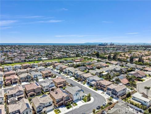 9602 Daybreak Drive, Huntington Beach, CA