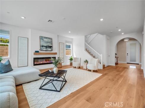 9602 Daybreak Drive, Huntington Beach, CA