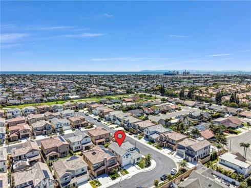 9602 Daybreak Drive, Huntington Beach, CA