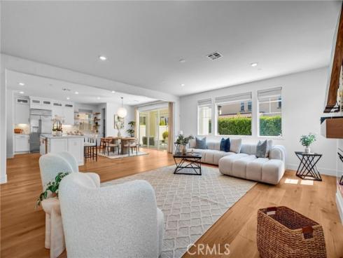 9602 Daybreak Drive, Huntington Beach, CA
