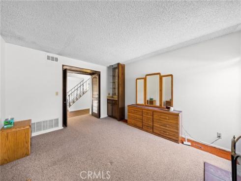 8111 Dartmoor Dr , Huntington Beach, CA