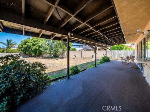 8111 Dartmoor Dr , Huntington Beach, CA