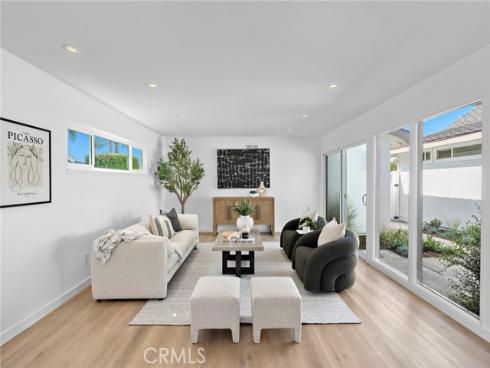 9202  Aloha   Drive, Huntington Beach, CA