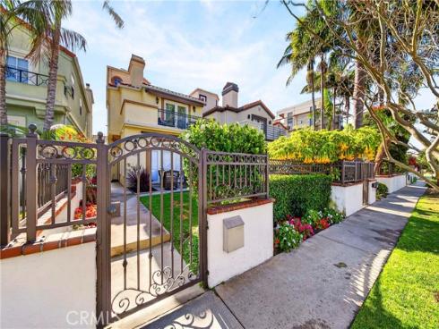 816 Delaware Street, Huntington Beach, CA