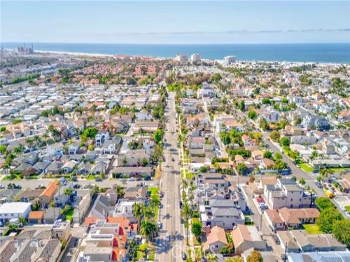 816  Delaware   Street, Huntington Beach, CA