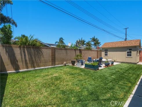 16301 Golden Gate Lane, Huntington Beach, CA