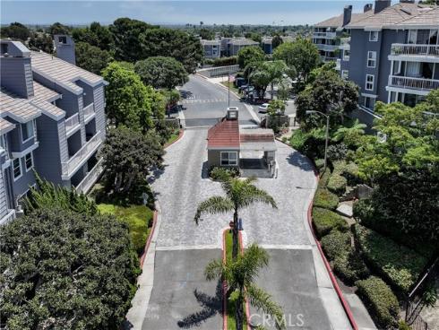 20191 Cape Coral 3-114 Lane, Huntington Beach, CA