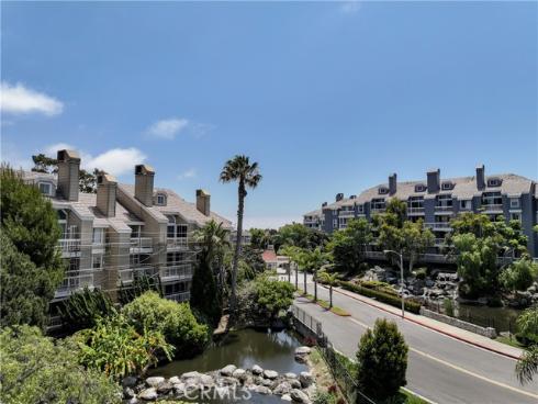 20191 Cape Coral 3-114 Lane, Huntington Beach, CA