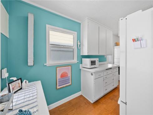 218 11th , Huntington Beach, CA